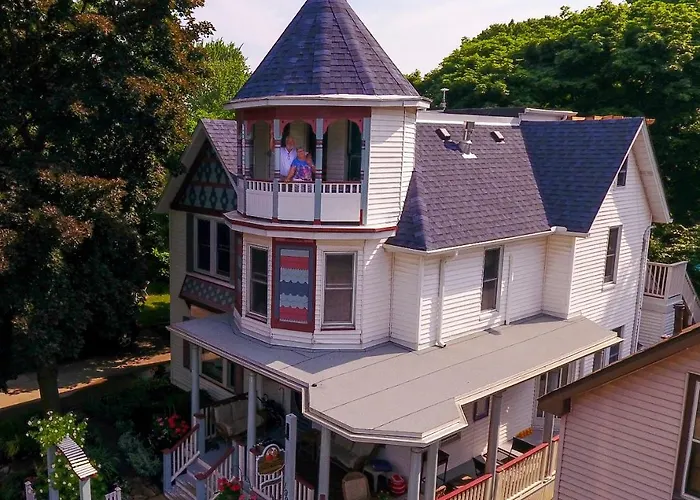 Bondy House Bed & Breakfast