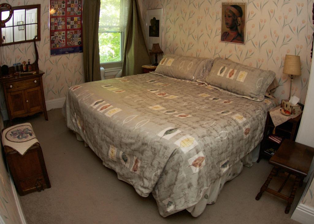 Bed & Breakfast Bondy House Bed & Breakfast 2*